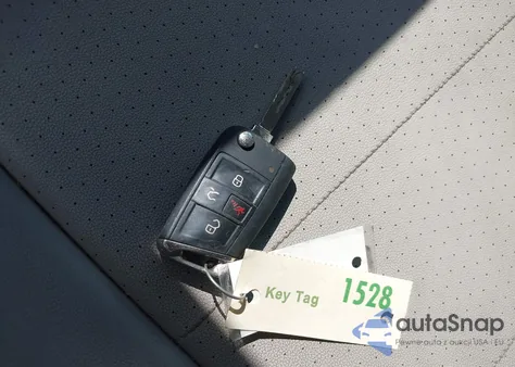 2021 Volkswagen Tiguan 2.0T Se/2.0T Se R-Line Black/2.0T Sel z USA, uszkodzony, nr VIN 3VV3B7AXXMM005061